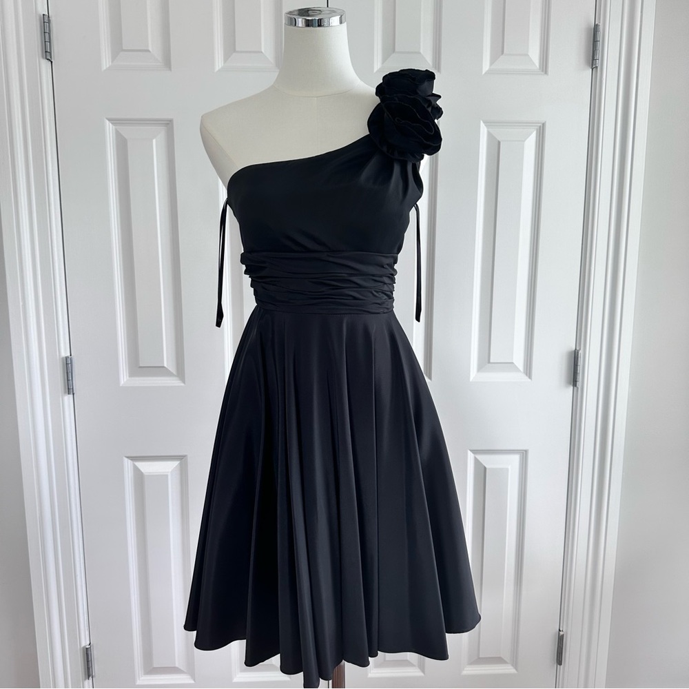 Cache One-Shoulder Black Fit & Flare  Formal Cocktail Wedding Guest Dress Size 6